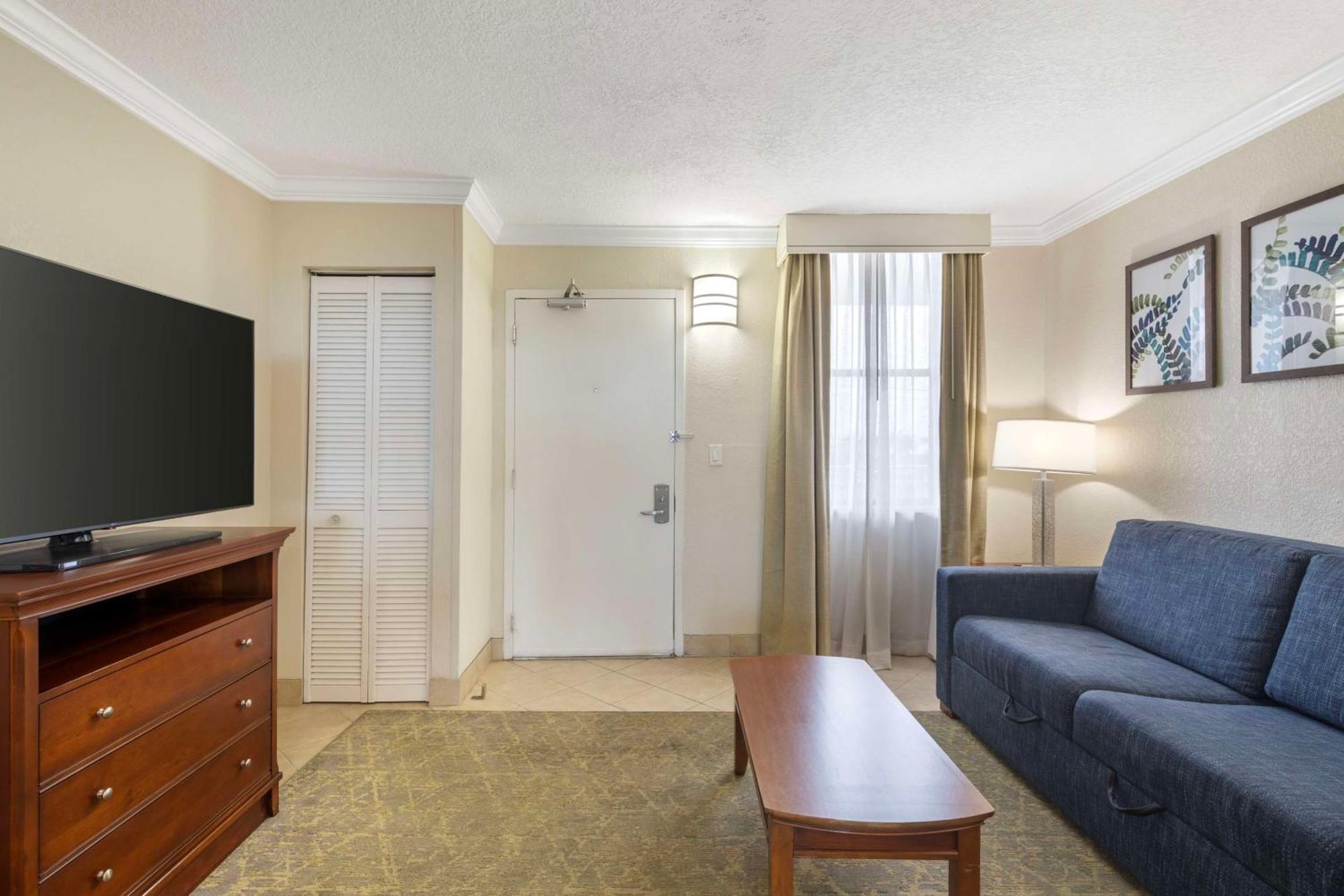 Best Western Cocoa Beach - Port Canaveral Экстерьер фото